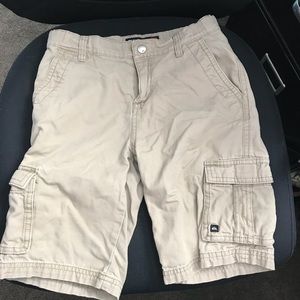 ❌SOLD❌ Boys Quiksilver Cargo Shorts Size 7X